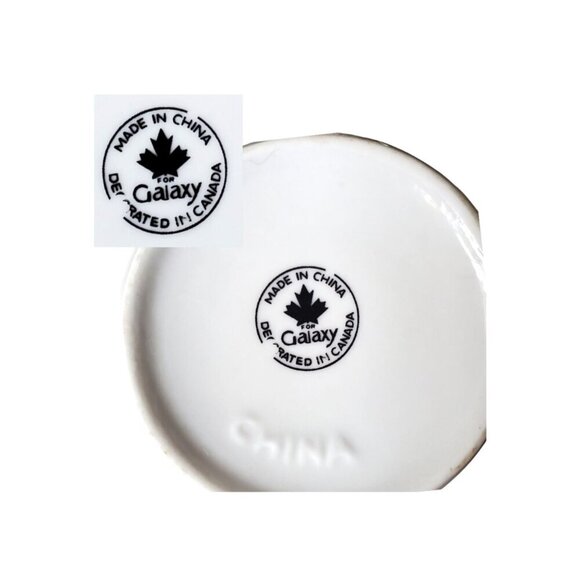 Vintage Sears Restaurant Christmas Mugs: Santa & Max Coffee Logo - Picture 3 of 10